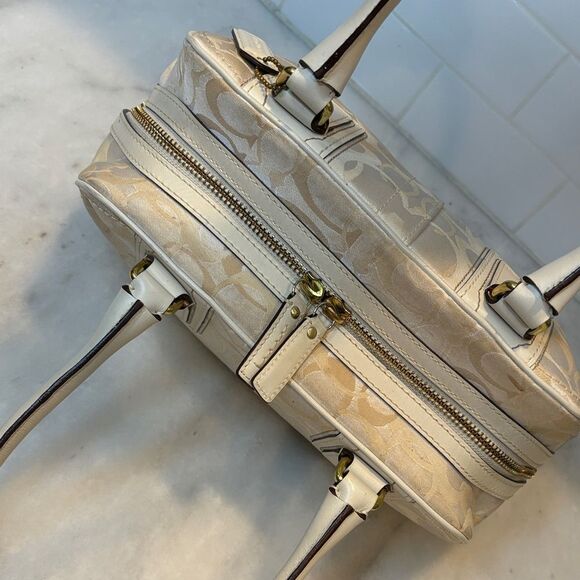 Coach Bag Purse Handbag Optic C Signature Logo Double Handle Doctor Satchel - Picture 11 of 16